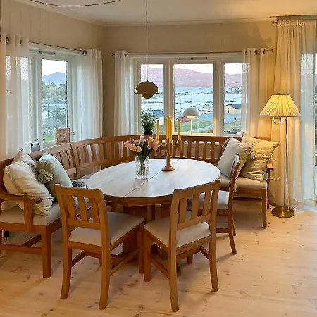 Casa vacanze Idyllic At Bomlafjorden With Sea View