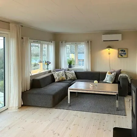 Idyllic At Bomlafjorden With Sea View Casa vacanze *