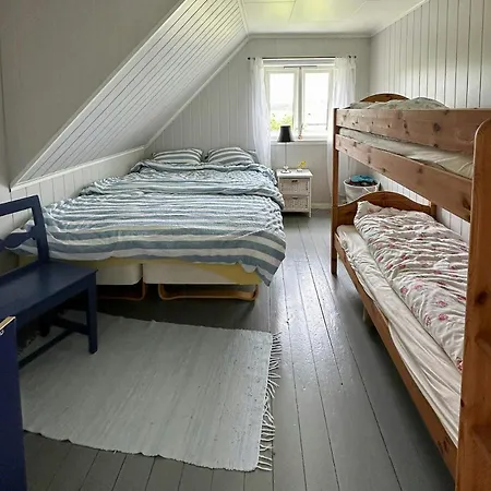 Idyllic At Bomlafjorden With Sea View Mosterhamn